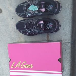 LA Gear running shoes